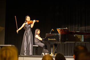 2. Abschlusskonzert: Haruka Ouchi, Violine mit Eun Jung Son, Klavier
