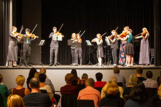 2. Abschlusskonzert in der Festhalle: Bratschen-Ensemble