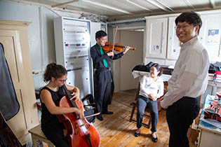 Participants concert in the church St. Martin: Getting tuned for the concert