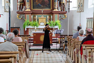 Participants concert in the church St. Martin: Haruka Ouchi, violin