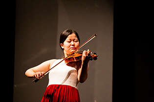 Mio Sasaki, violin