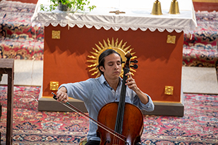 José Paredes, Violoncello