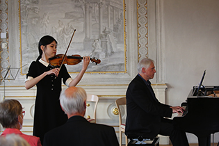 Jiyeon Yoon, Violine und Uwe Brandt, Klavier