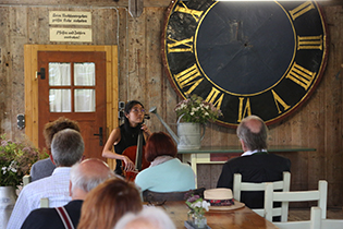 Mufei Feng, cello