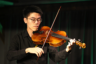 Hanping Zhang, viola