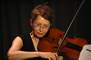 Susanne Sigg, viola