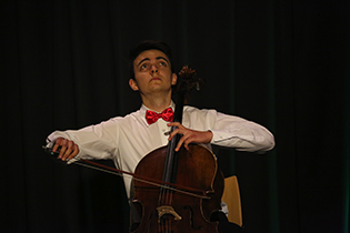 Björn Gard, cello