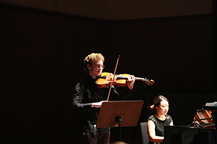 Ionel Ungureanu, viola and Ji Young Han, piano