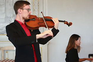 Dress rehearsal Elias Falk, viola