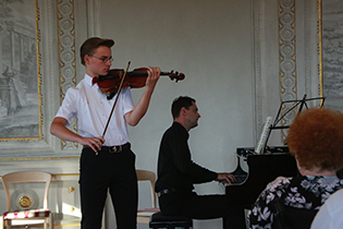 Maurice Pappé, violin