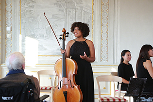 Maria Bovensmann, Violoncello