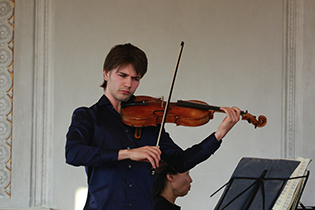 Conrad Jacobshagen, Viola