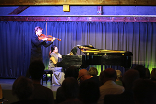 Ionel Ungureanu, viola and Ji Young Han, piano