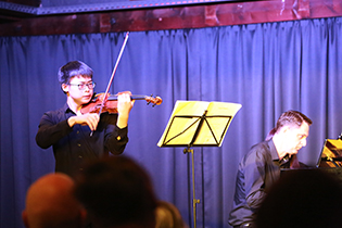Yunhe Tang, Violine und Alexei Petrov, Klavier